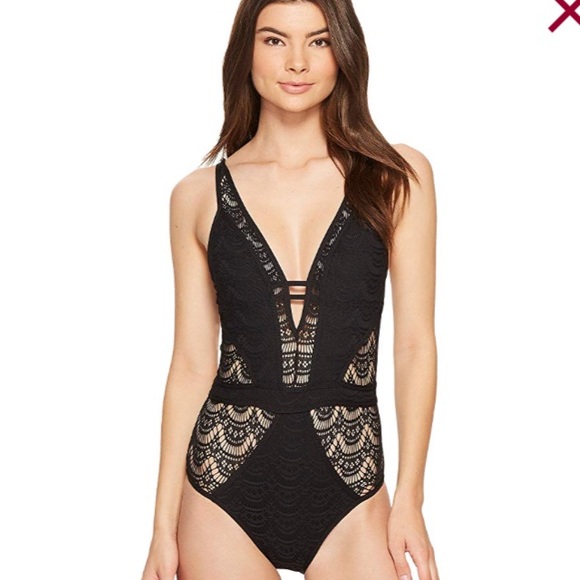 BECCA Swim One Piece - Picture 5 of 10